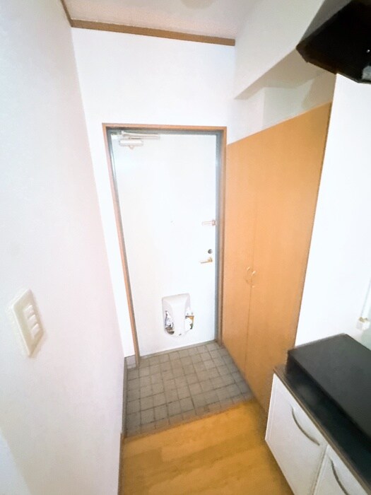 物件内観写真22　(玄関)