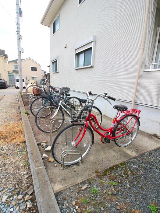 物件外観写真6　(駐輪場)