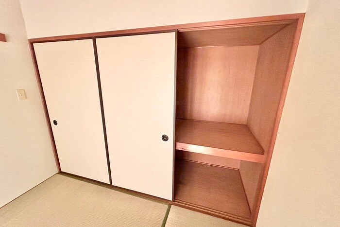 物件内観写真16　(収納)