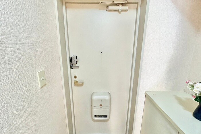 物件内観写真22　(玄関)
