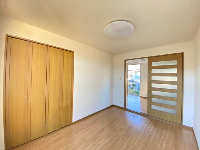 物件内観写真10　(居室)