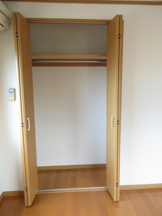 物件内観写真10　(収納)