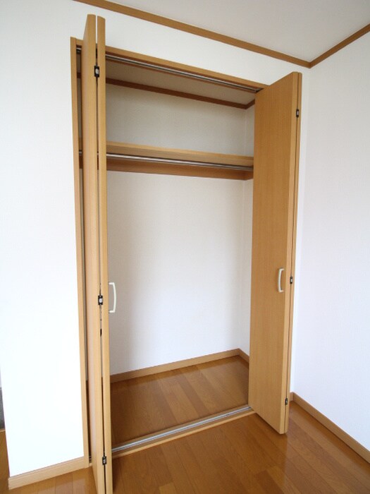 物件内観写真11　(収納)