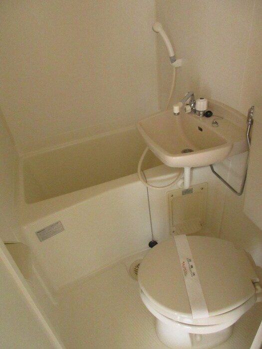 物件内観写真12　(バス／シャワールーム等)