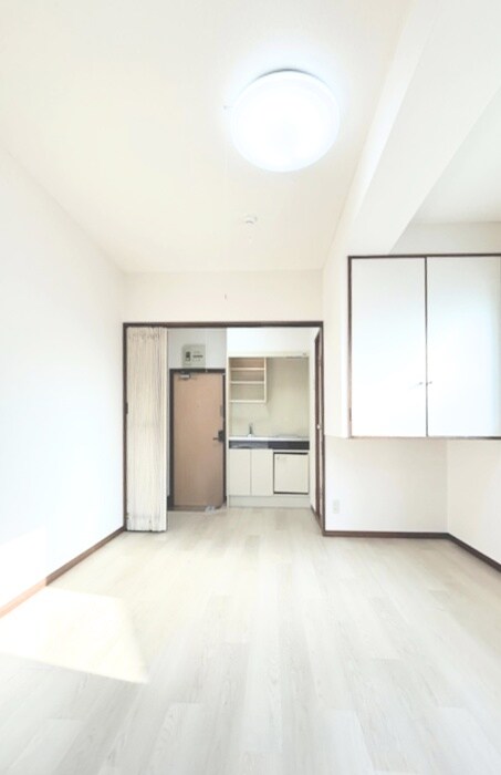 物件内観写真10　(居室)