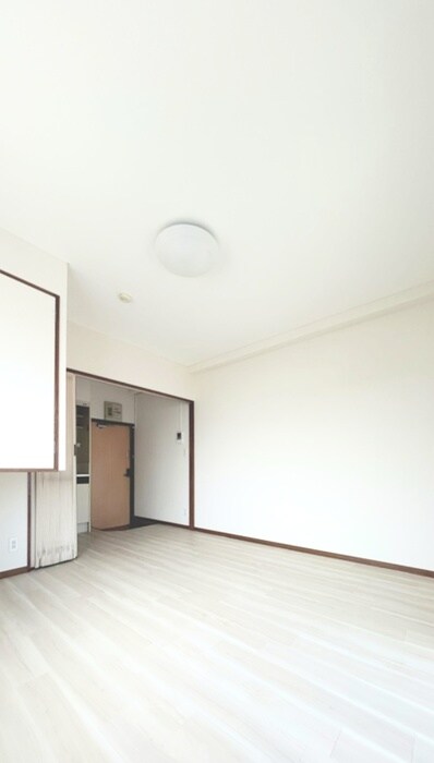 物件内観写真11　(居室)