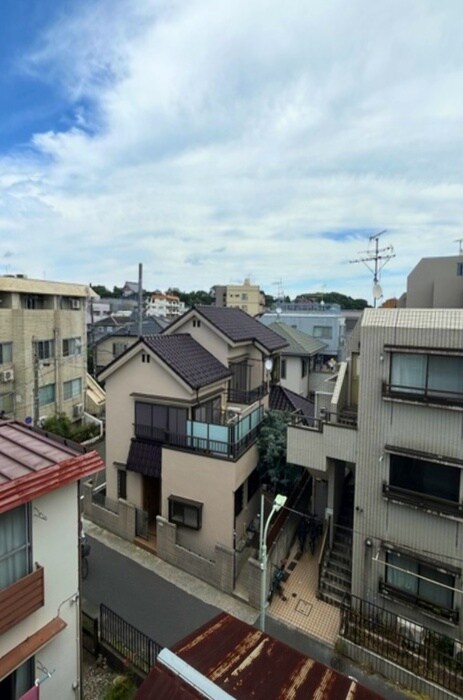 物件内観写真22　(室内からの展望)