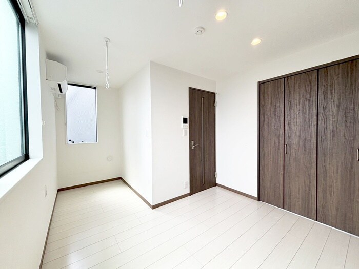 物件内観写真19　(居室)