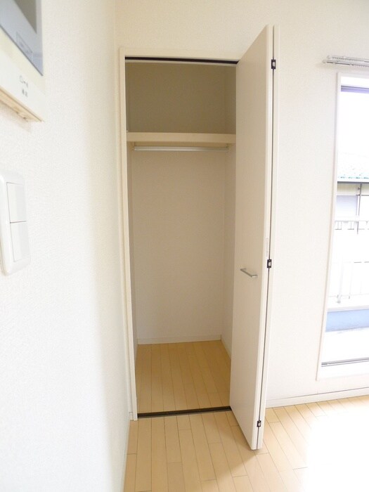 物件内観写真10　(収納)