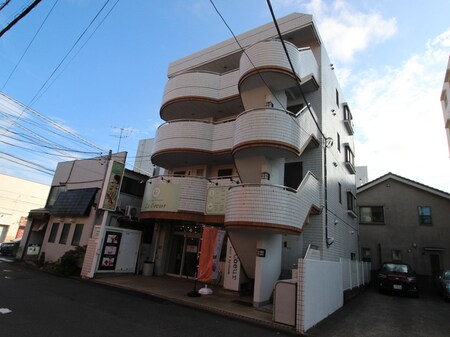 ブランドール参番館外観写真