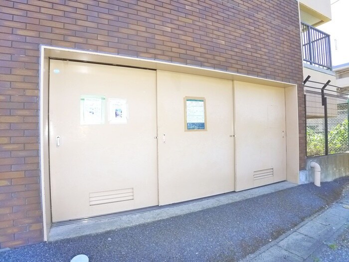 物件外観写真4　(建物設備)