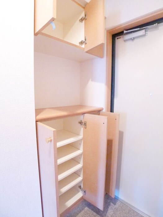 物件内観写真21　(靴箱)