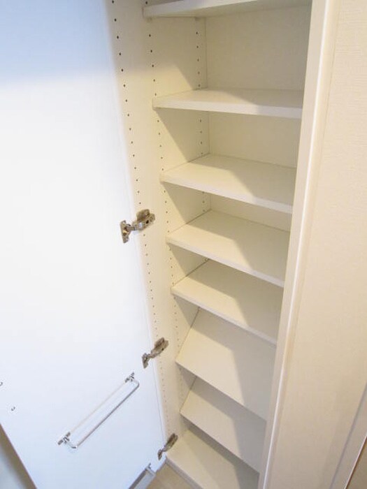 物件内観写真16　(靴箱)