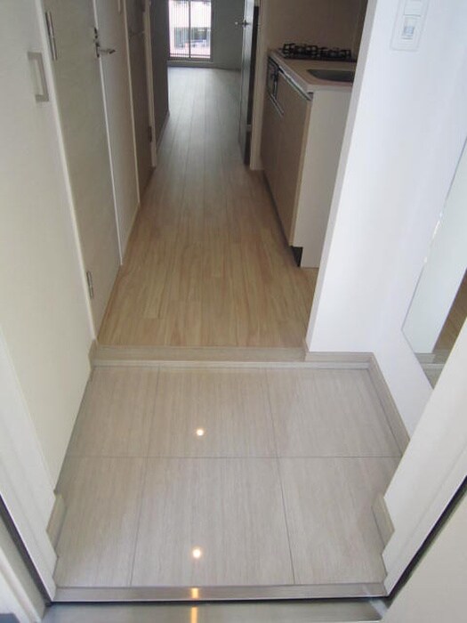 物件内観写真17　(廊下)