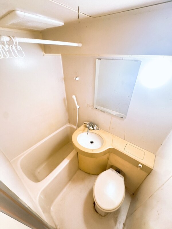 バス／シャワールーム等