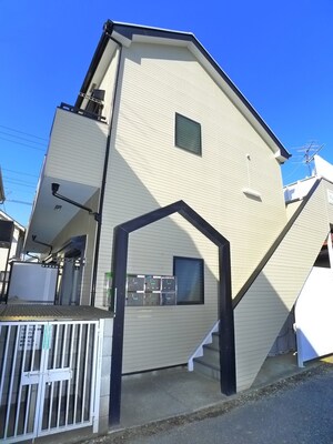 フラット昴外観写真