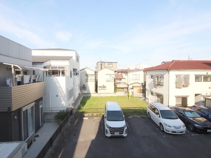 物件内観写真18　(室内からの展望)