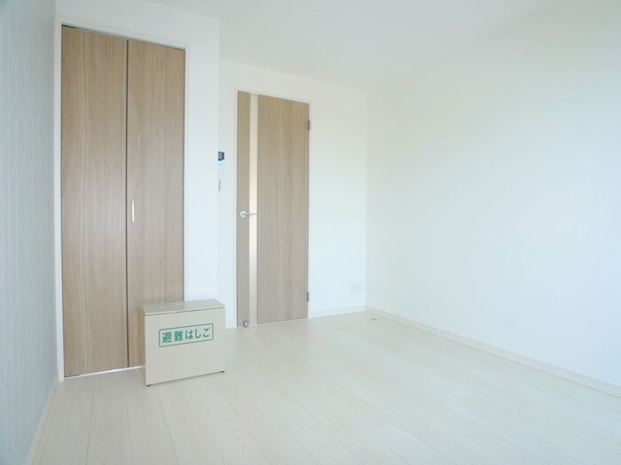 物件内観写真10　(内観写真)