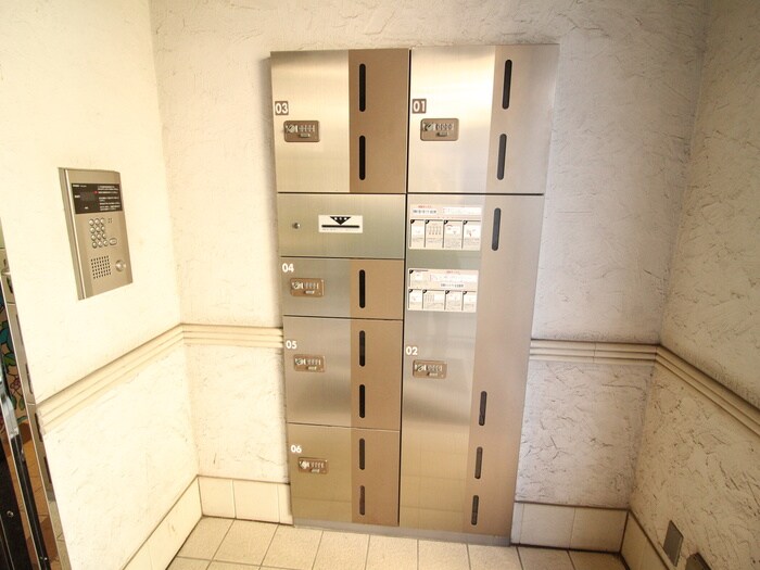 物件外観写真4　(建物設備)