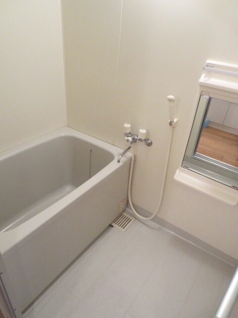 物件内観写真10　(バス／シャワールーム等)