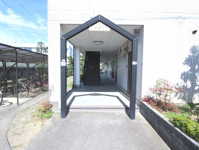 物件外観写真5　(エントランス部分)