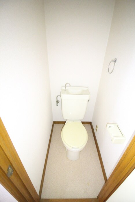 物件内観写真9　(トイレ)
