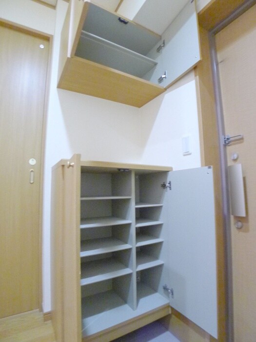 物件内観写真20　(靴箱)