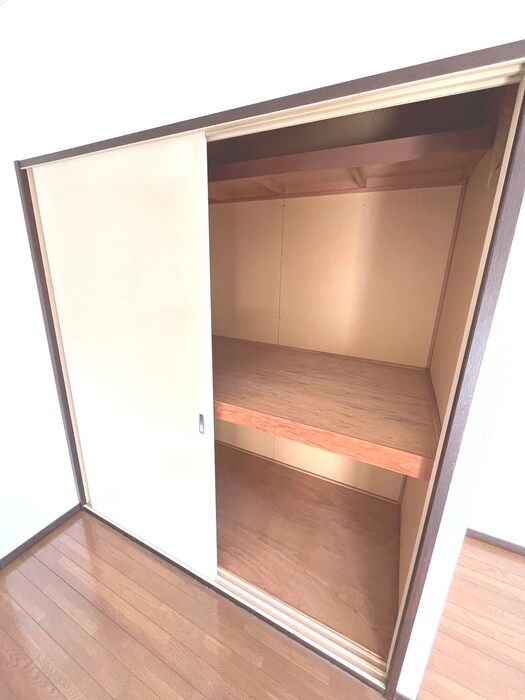 物件内観写真10　(収納)
