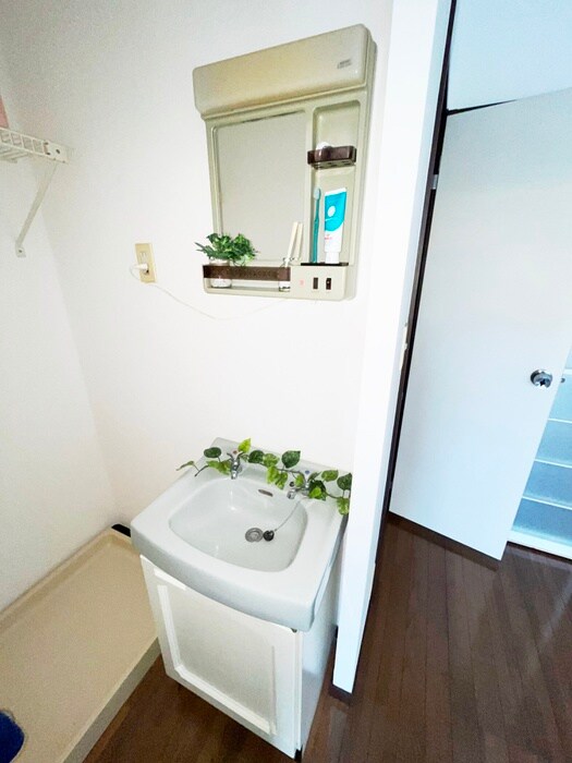 物件内観写真14　(洗面)