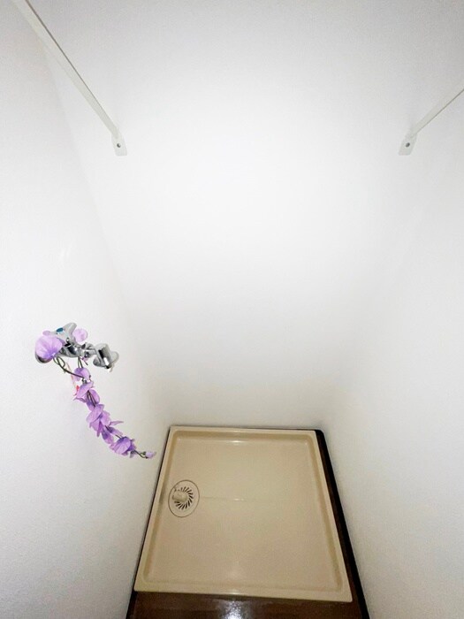 物件内観写真17　(洗濯機置場)