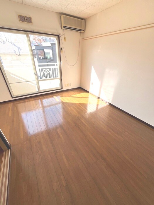 物件内観写真22　(居室)