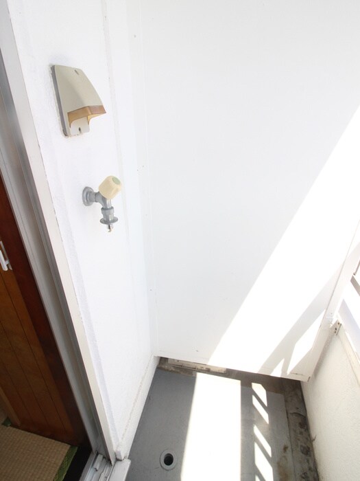 物件内観写真12　(洗濯機置場)