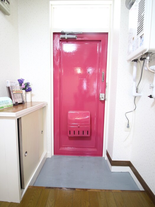 物件内観写真16　(玄関)