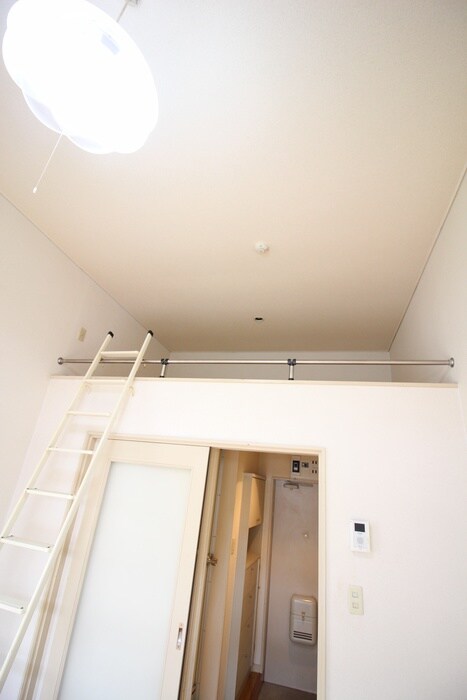 物件内観写真11　(ロフト)