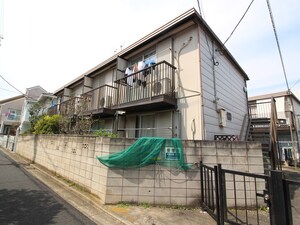 プラムハイツB棟外観写真