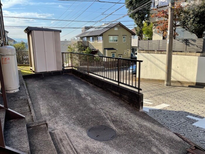 物件外観写真5　(駐車場)