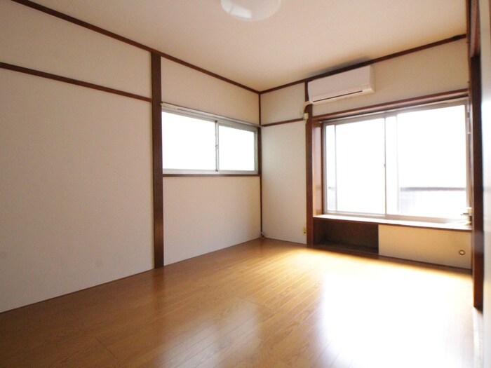 物件内観写真9　(居室)