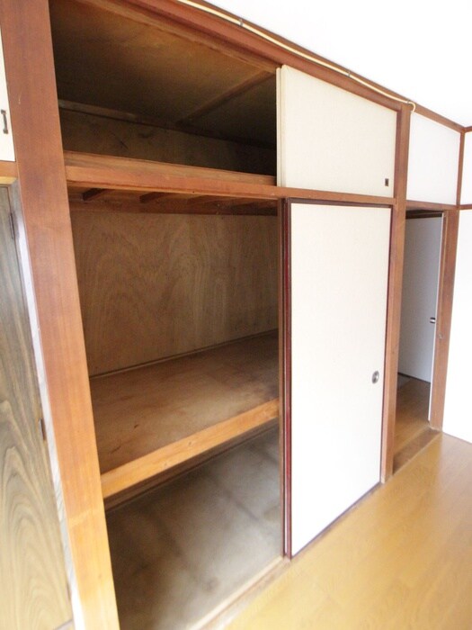 物件内観写真13　(収納)