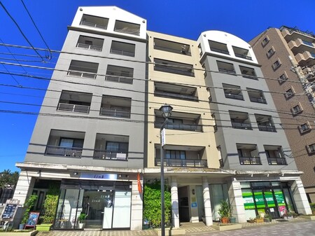 ベルメゾン松波外観写真