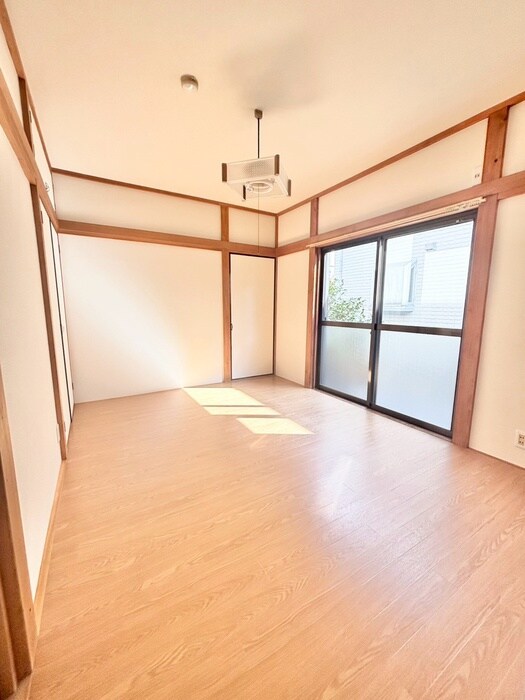 物件内観写真7　(居室)