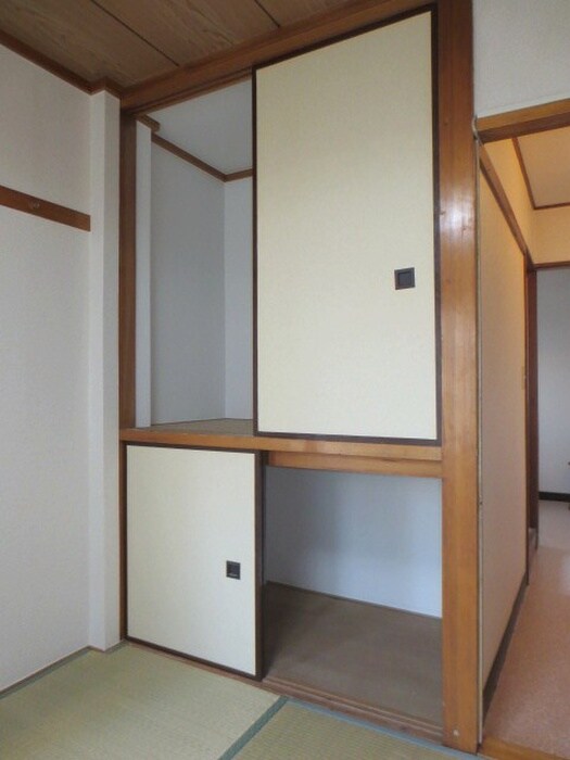 物件内観写真8　(収納)