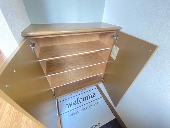 物件内観写真16　(靴箱)