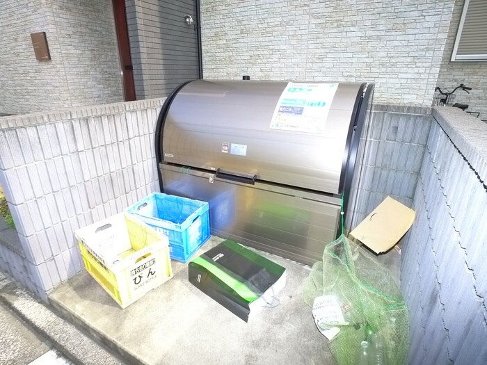 物件外観写真4　(建物設備)