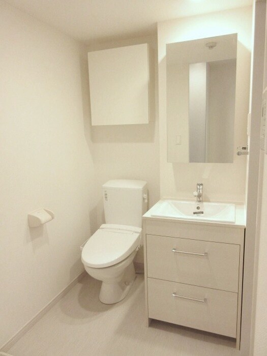 物件内観写真10　(トイレ)