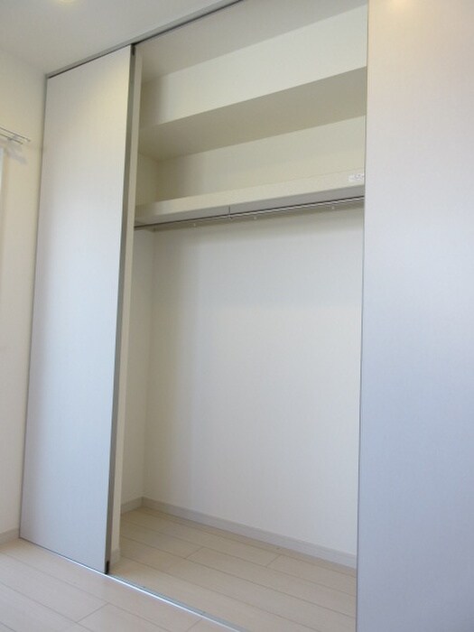 物件内観写真13　(収納)