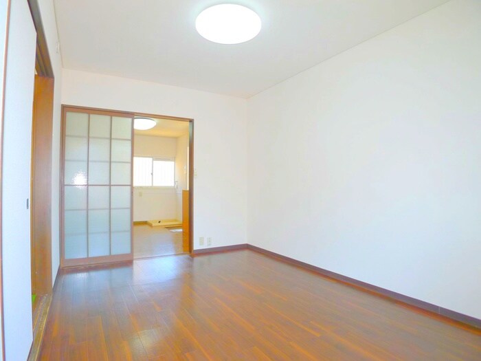 物件内観写真7　(居室)