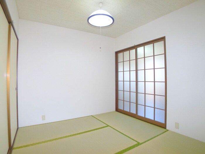 物件内観写真9　(居室)