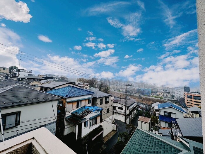 物件内観写真11　(室内からの展望)