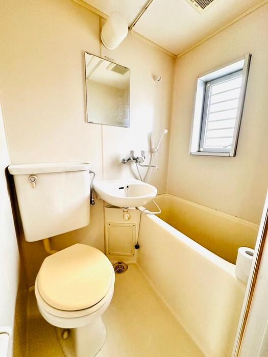 物件内観写真12　(バス／シャワールーム等)