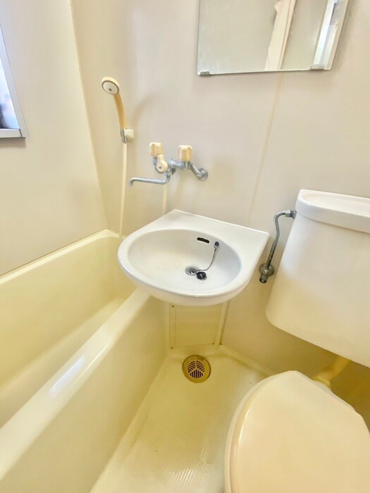 物件内観写真12　(洗面)